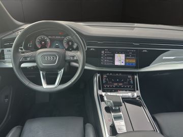 Audi Q8 - 10