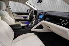 Bentayga 4.0 V8 S BLACK/BEIGE 22&quot; AMBIENTLIGHT