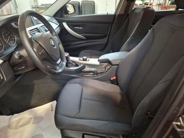 BMW 318 - 12