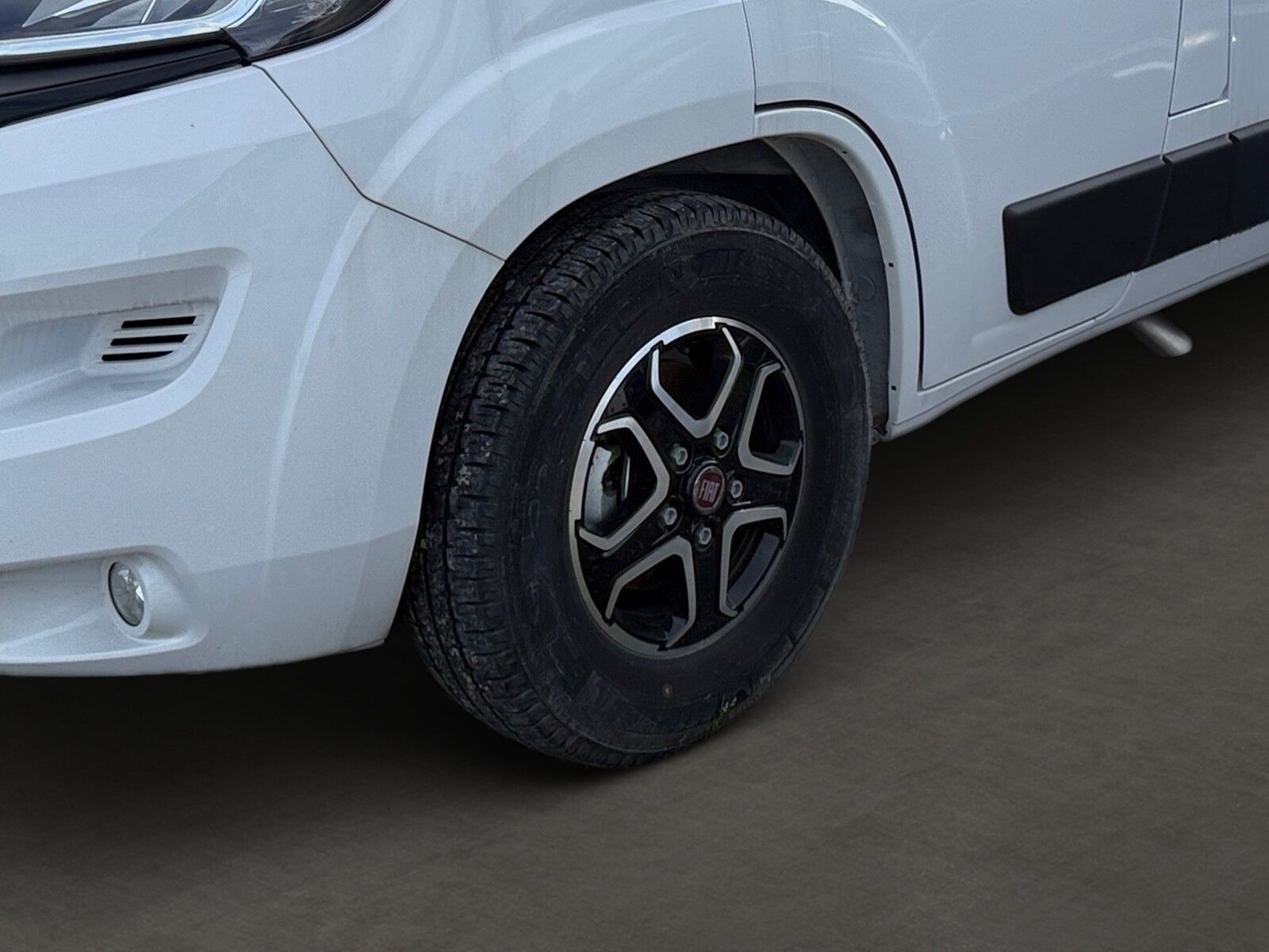 Fahrzeugabbildung Karmann Davis Lifestyle DA 590 LS Markise und Automatik