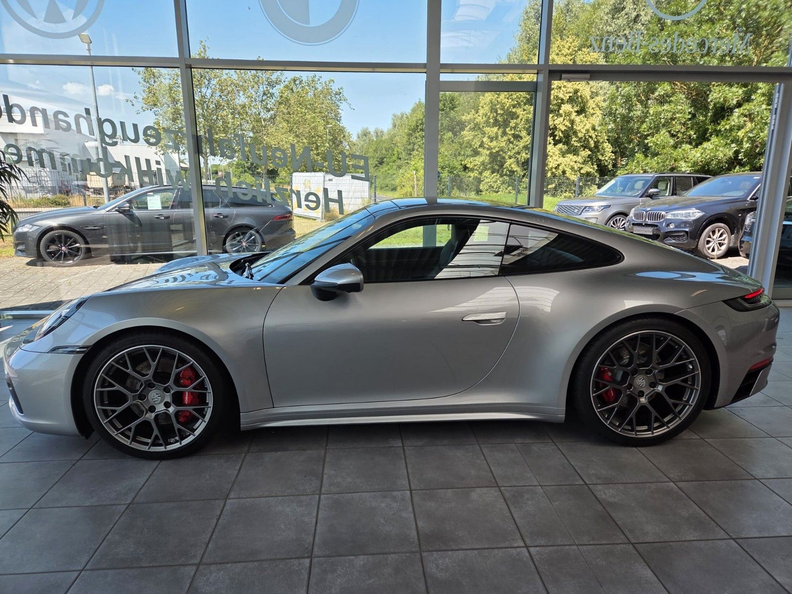Fahrzeugabbildung Porsche 911 Carrera 4S Sport Design VollAusst.