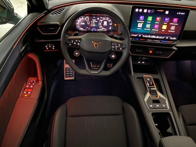 CUPRA Leon Sportstourer 1.5 eTSI DSG AHK