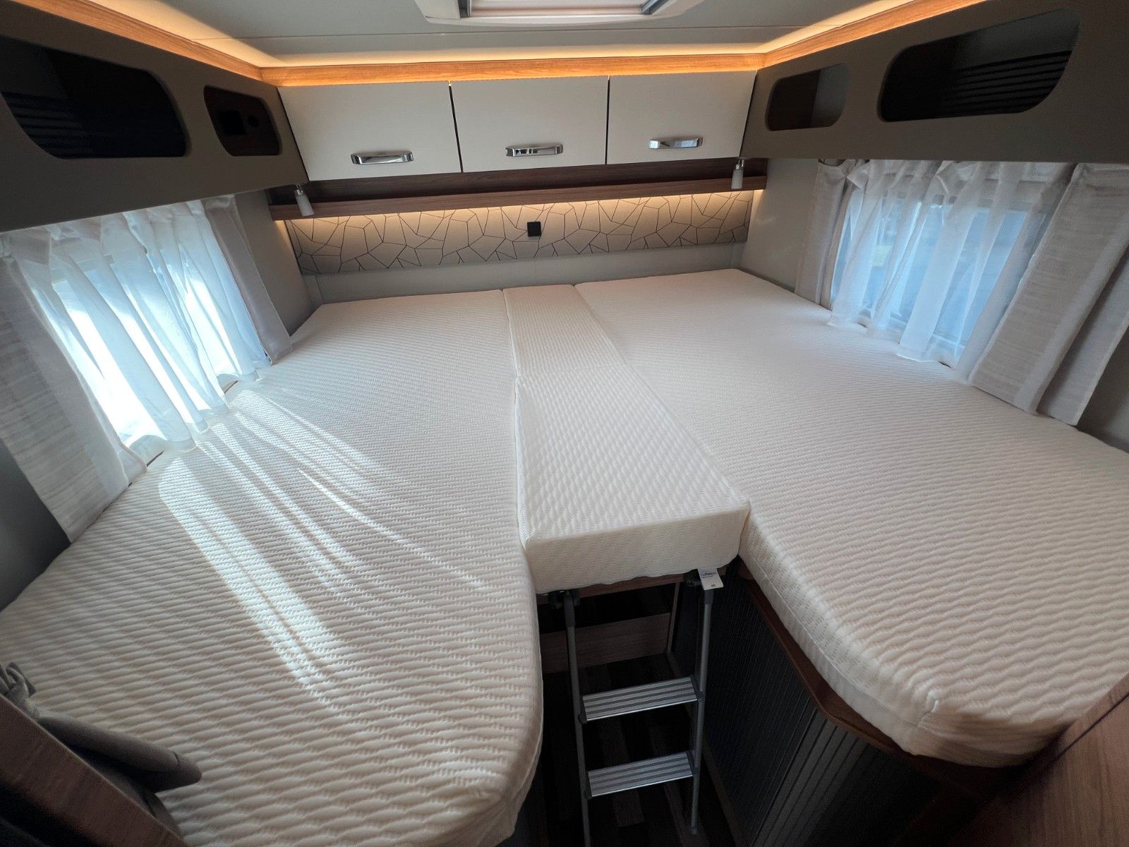 Fahrzeugabbildung Weinsberg CaraCompact Edition Pepper 600 MEG MJ26