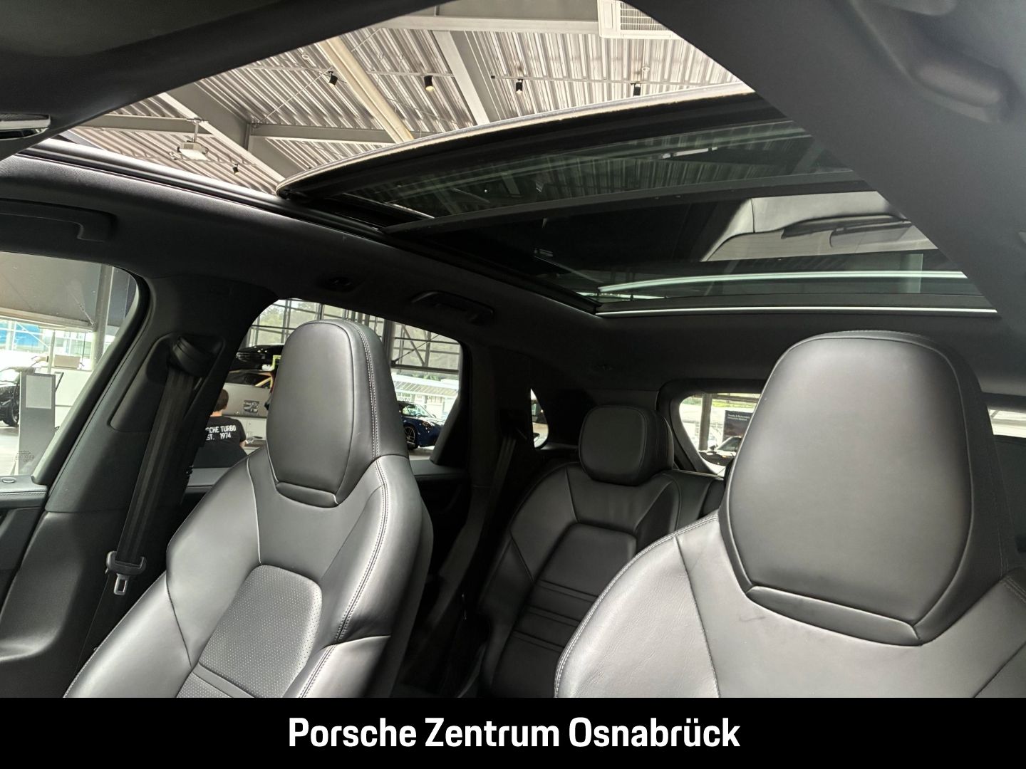 Porsche Cayenne E-Hybrid Pano AHK Luft 18-Wege Burmester foto 15
