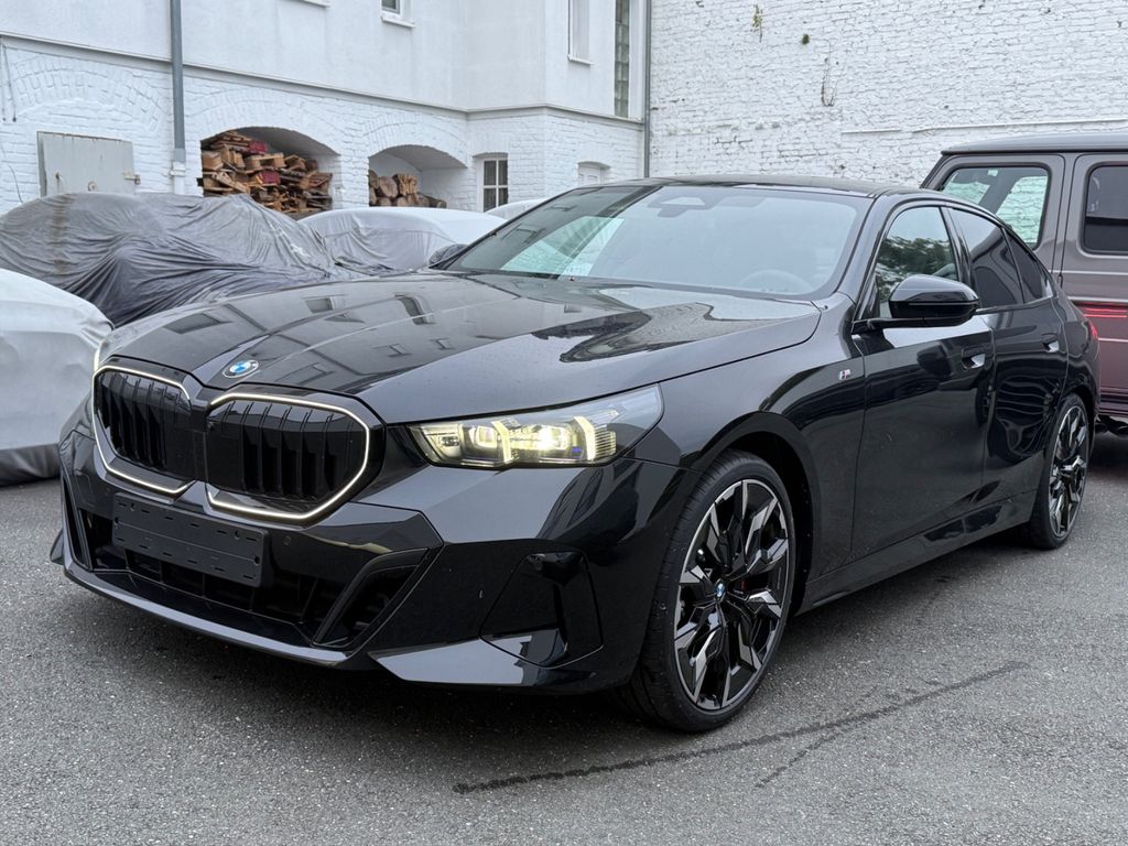 BMW 520 d xDrive M Sport*Head Up*Comfort*B&W*