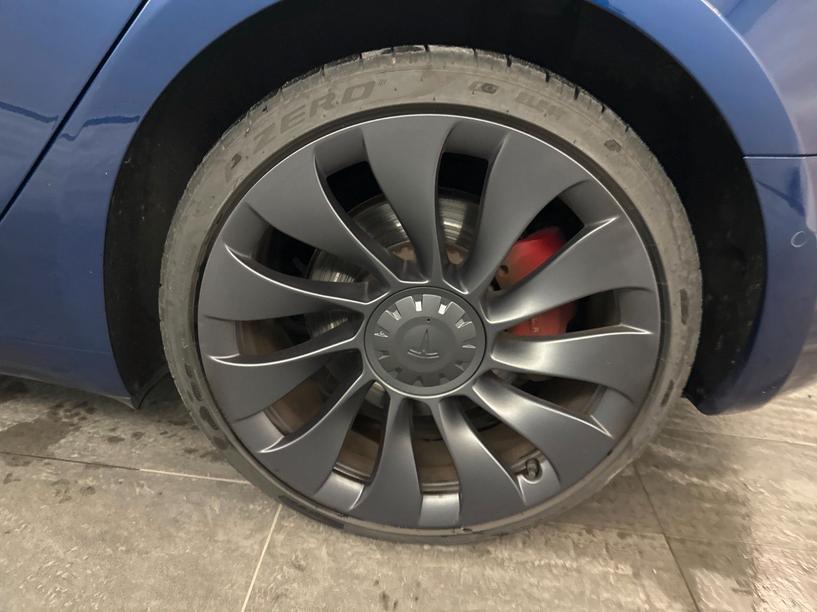 Fahrzeugabbildung Tesla Model 3 PERFORMANCE DUAL-MOTOR NAVI/SPORT/SH/AMD