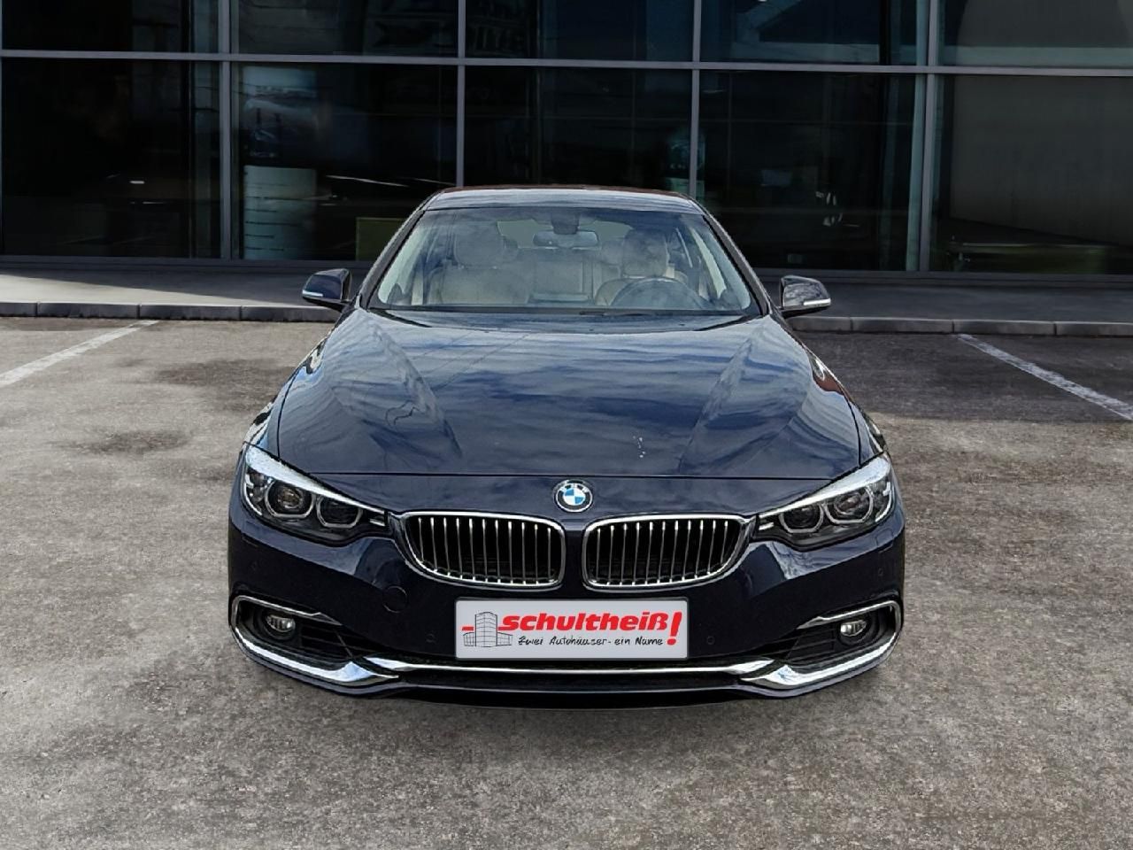 Fahrzeugabbildung BMW 4 Gran Coupe 435 d xDrive Luxury Line