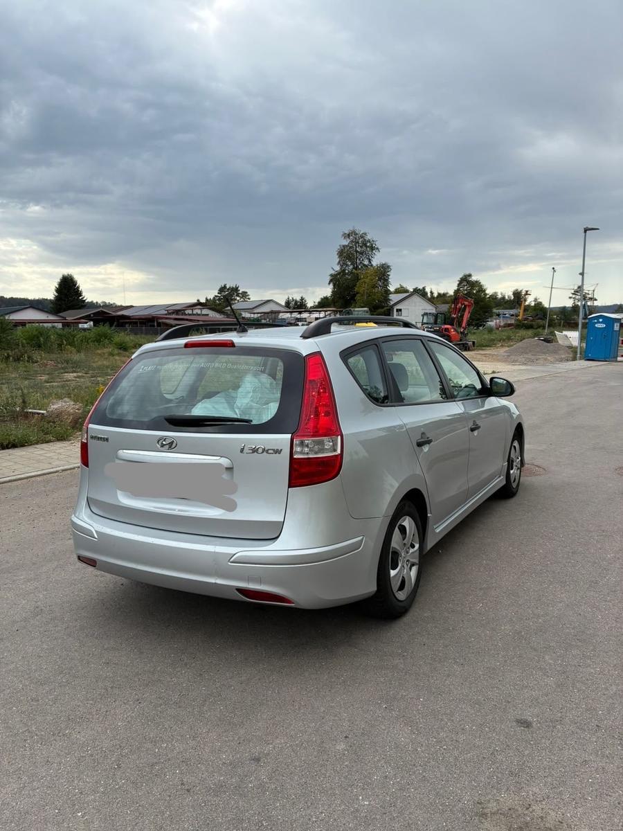Hyundai i30 2011 — photo 5