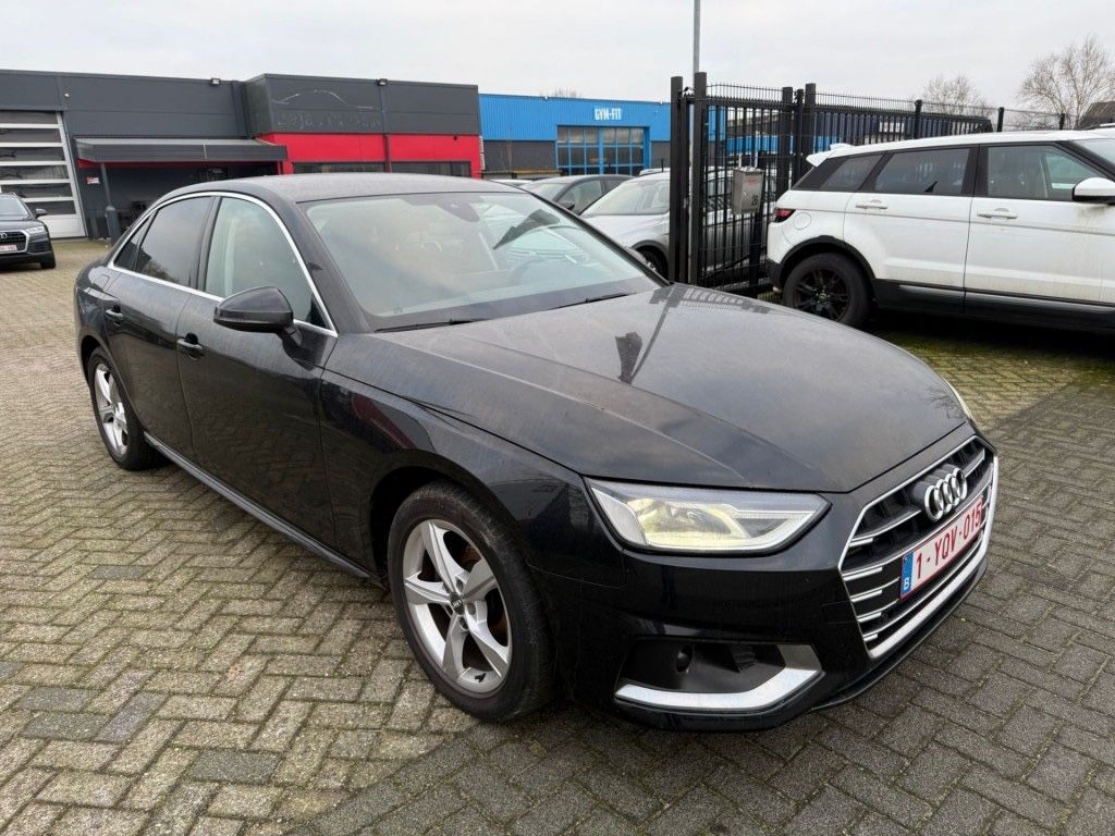 Audi A4  30 TDI advanced **1-YQV-015** imagem 3