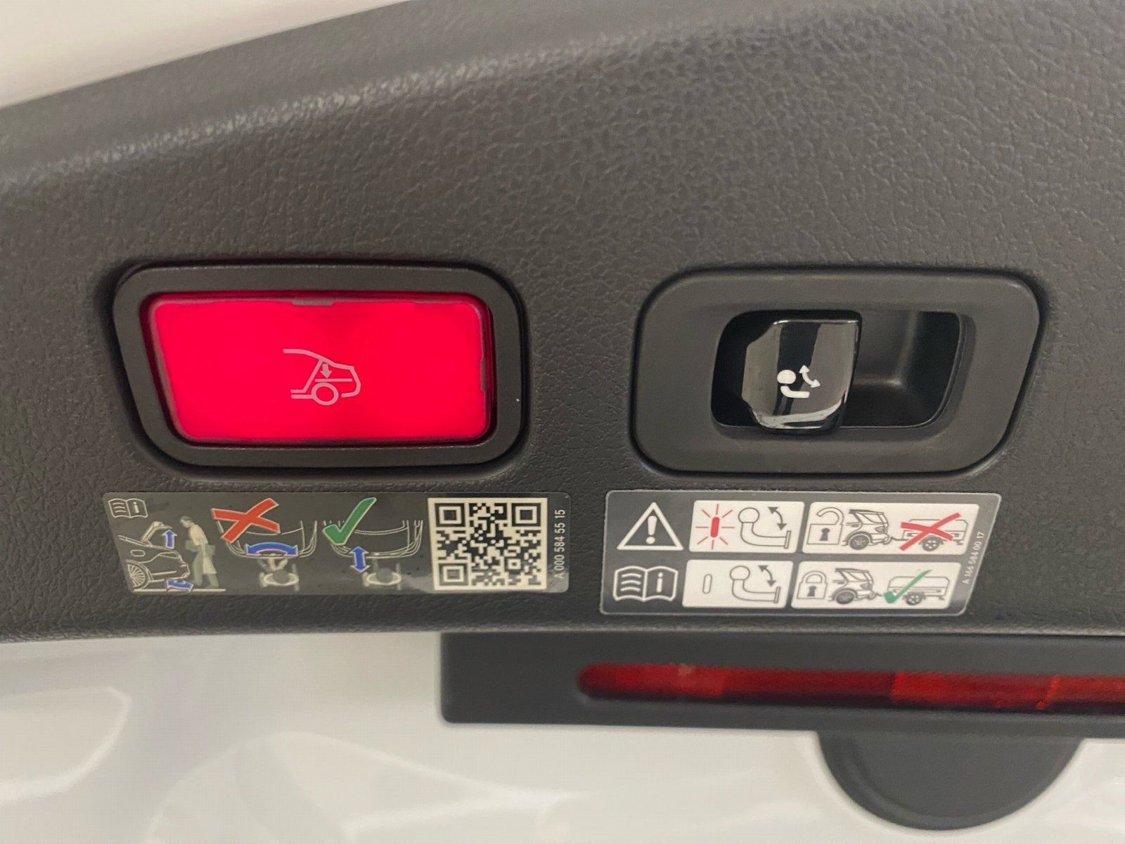 Fahrzeugabbildung Mercedes-Benz CLE 300 4M AMG Cabriolet*Standhz*Distro*AHK*360°