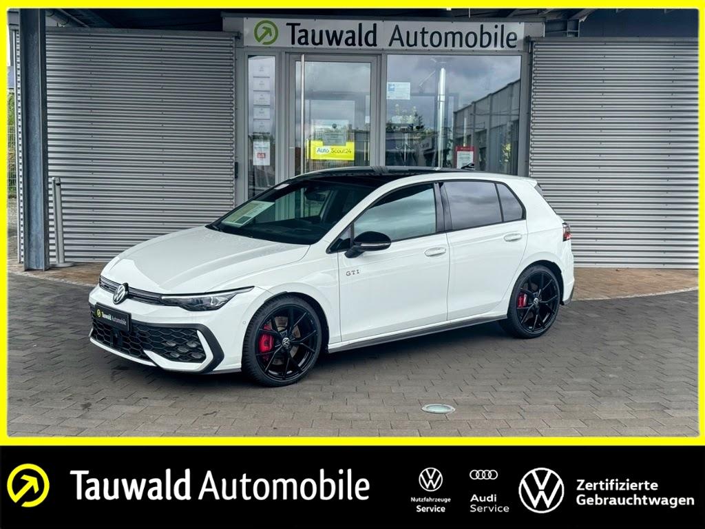 Volkswagen Golf VIII GTI DSG Black Style PANO/HUD/IQ/DCC