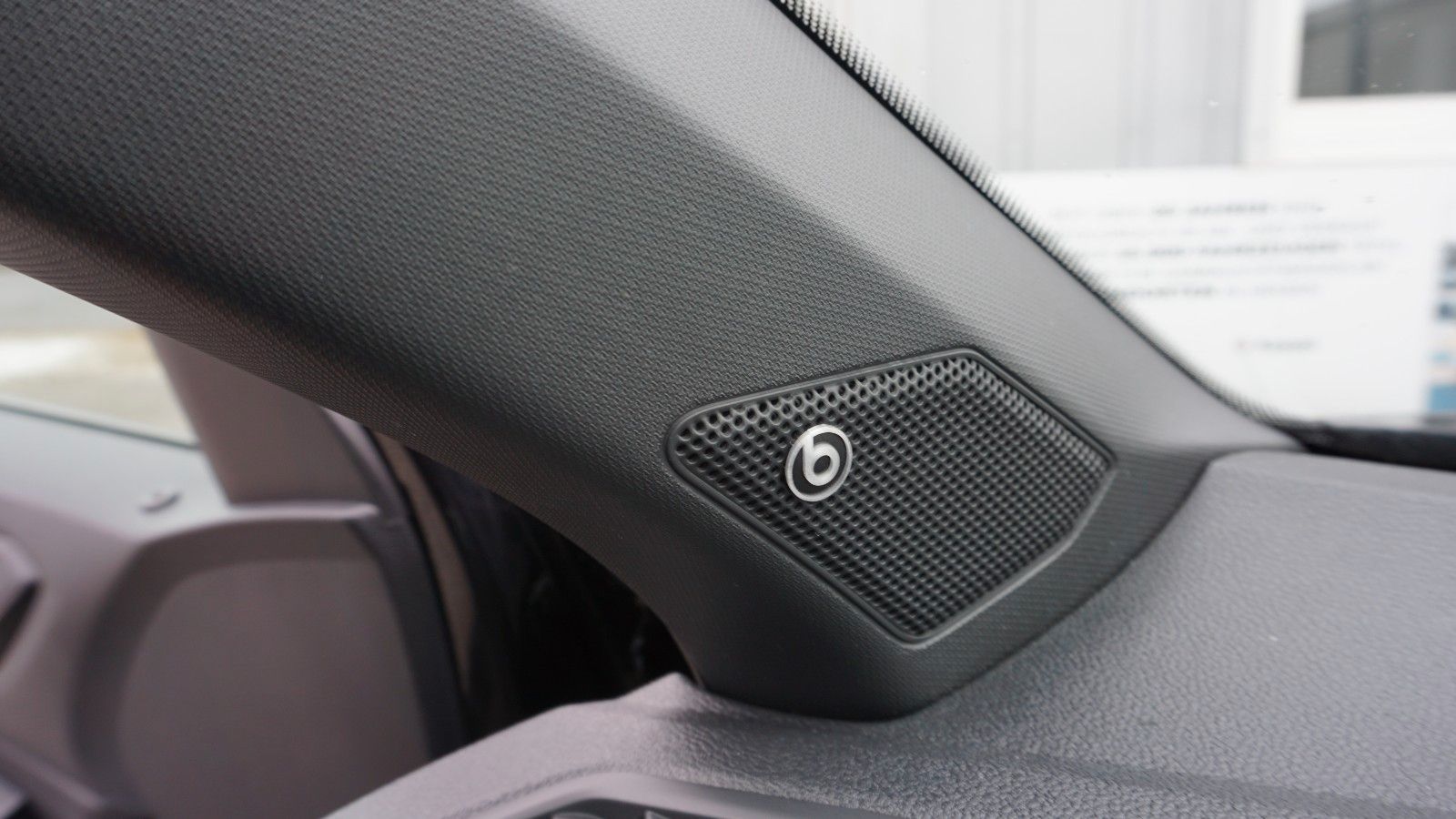 Fahrzeugabbildung Volkswagen T-Roc Style, Leder, Kamera, Black Edition, LED