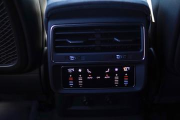 2026 AUDI RSQ8 缩略图 11