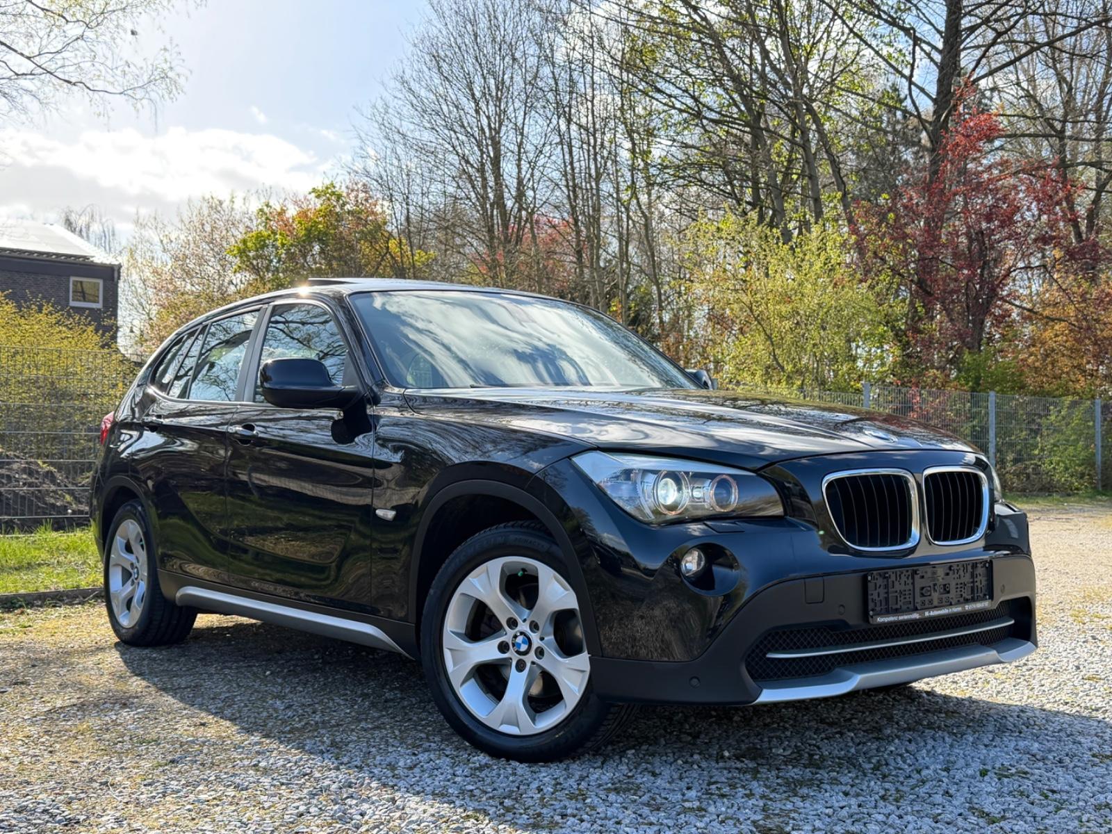 BMW X1 20 d xDrive|1.HD* LEDER*NAVI*XENON*PANORAMA*