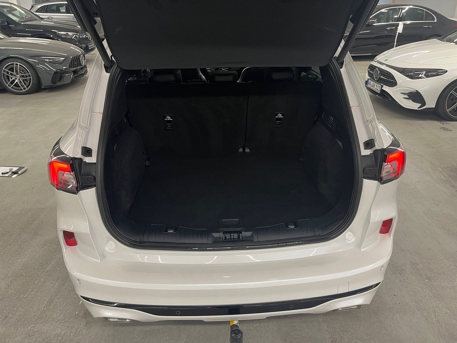 Fahrzeugabbildung Ford Kuga 2.0 EcoBlue ST-Line X*AHK*Panorama*Fahrassi