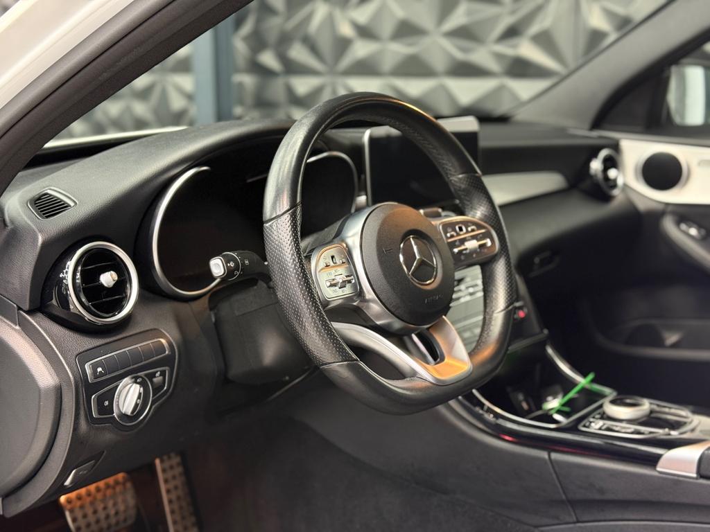 Mercedes-Benz C 300 de AMG Night, Foto 24 von 50