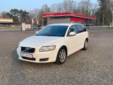 Volvo V50 DRIVe Start/Stop Kinetic - Volvo V50: Drive