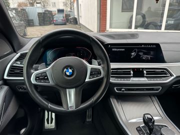 Fahrzeugabbildung BMW X5 30d xDrive M-Paket*Head-Up*HarmanKardon*ACC*
