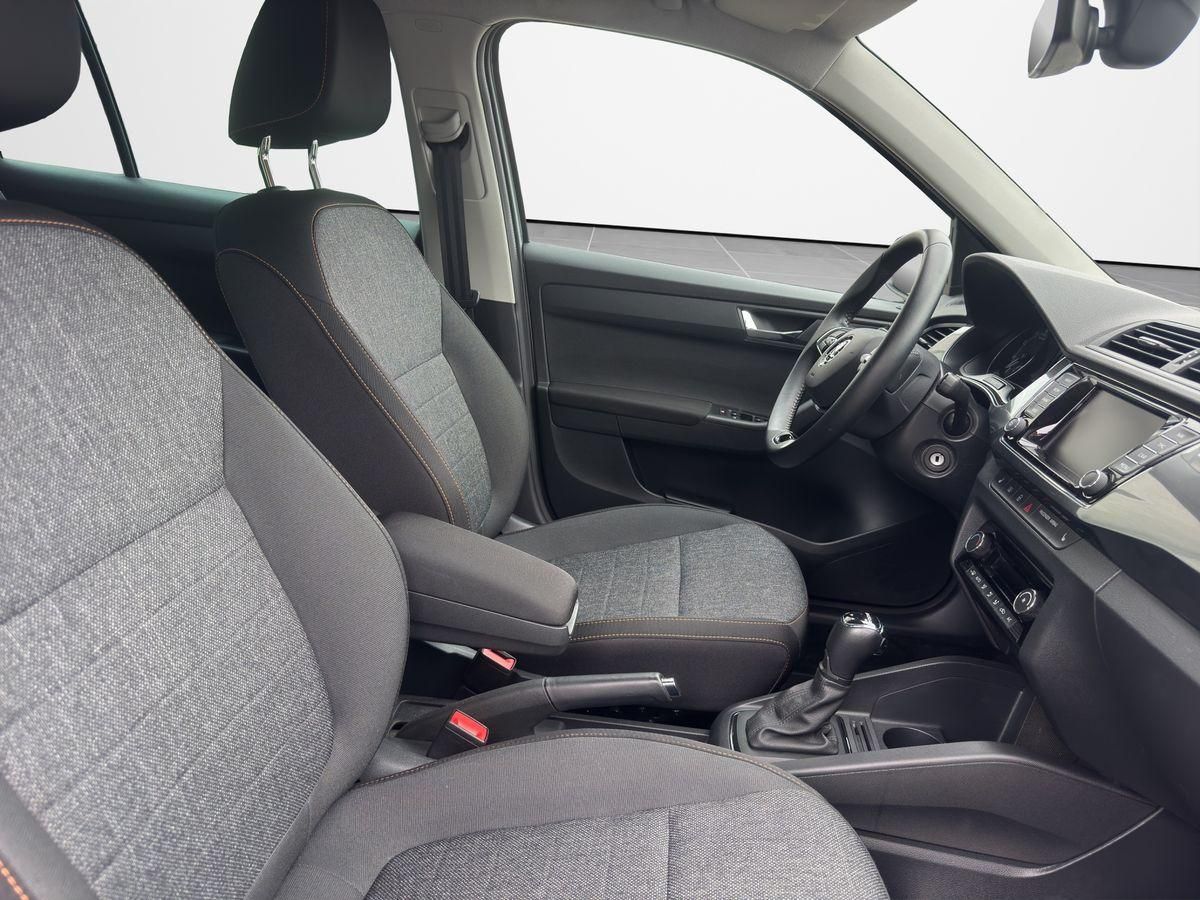 Fahrzeugabbildung SKODA Fabia Combi 1.0 TSI 70 kW