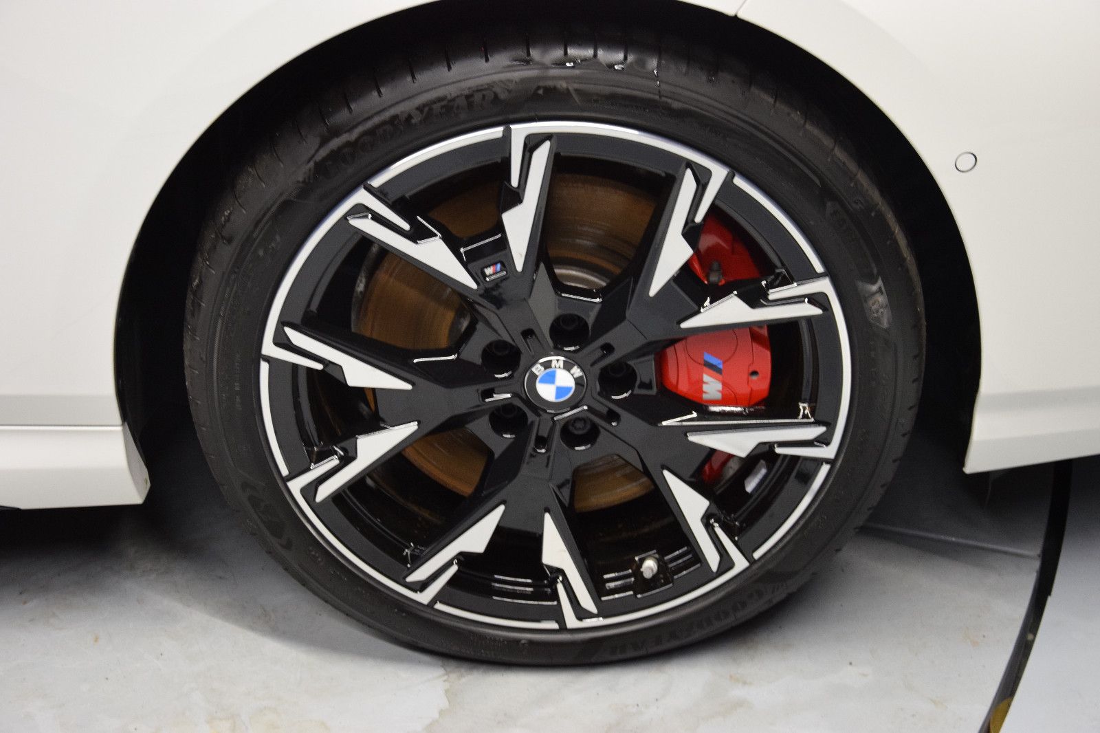 Fahrzeugabbildung BMW 220d 2 Gran Coupé M-Sport-Pro Pano HuD Massage