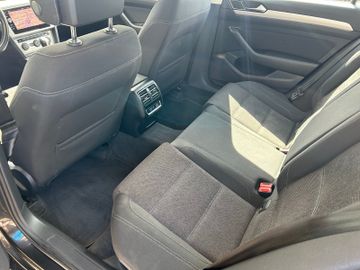 Volkswagen Passat Variant - 7