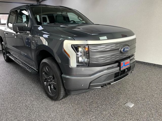 Fahrzeugabbildung Ford F ORD F 160 LIGHTNING LARIAT 4x4 CO-PILOT 360
