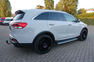 KIA Sorento - 5