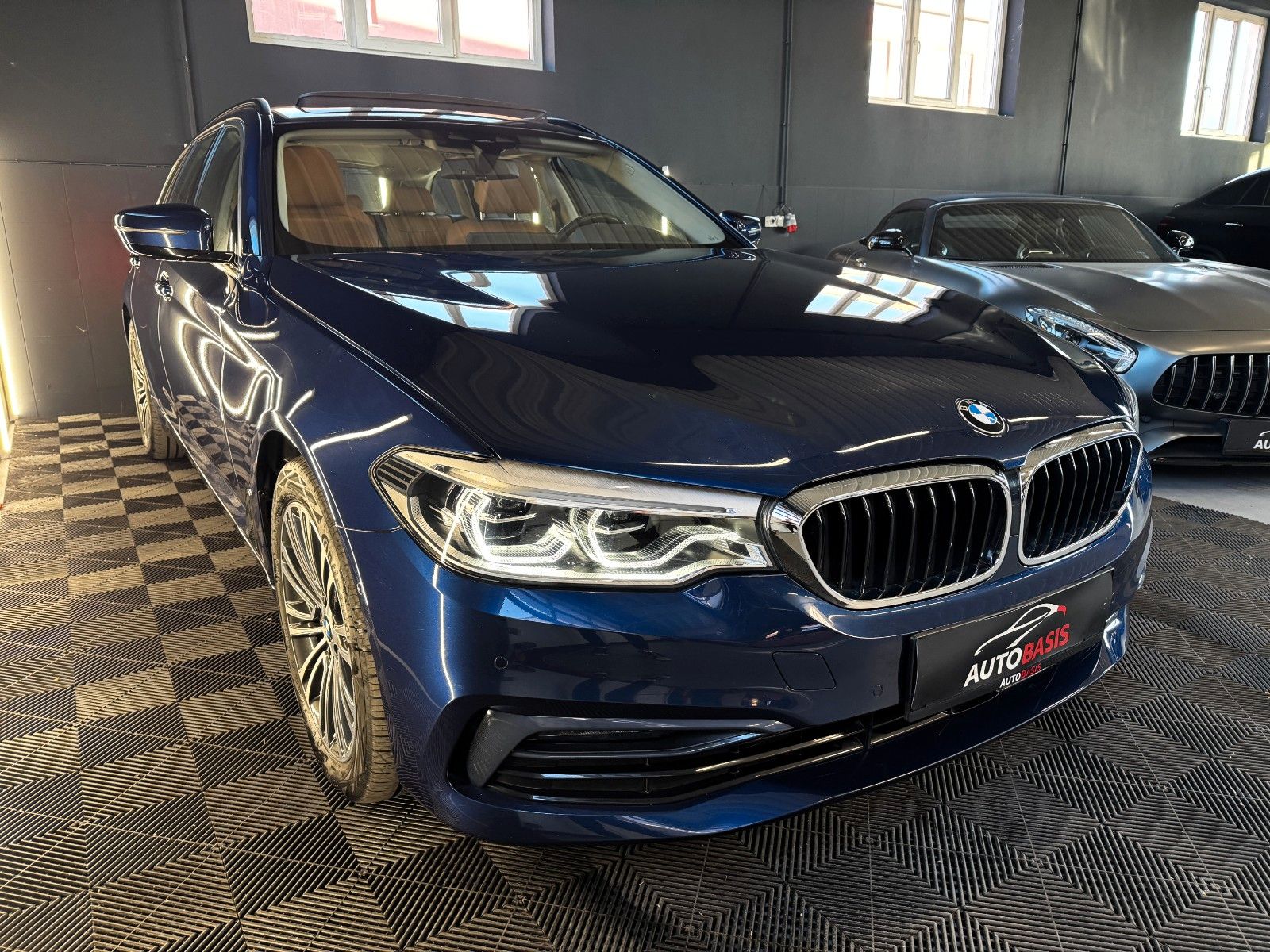 BMW 530d G31 xDrive Sport Line/Pano/Soft-Close/AHK imagem 3
