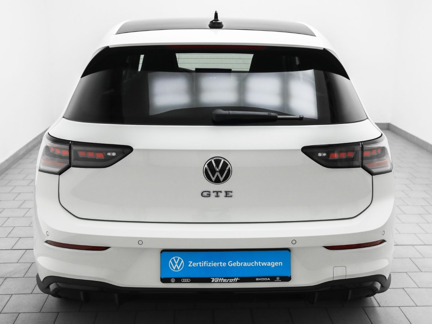 Volkswagen Golf GTE Black Style Navi HuD Matrix-LED Winterr foto 4
