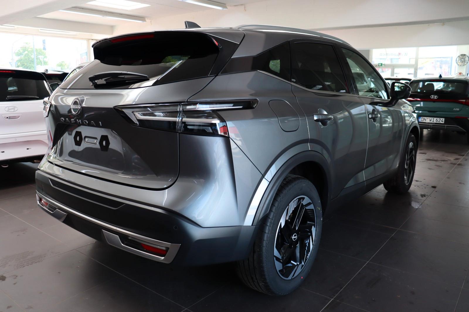 Nissan Qashqai 1.3 AT N-Connecta Navi,Pano,eHeck SOFORT, миниатюра 4