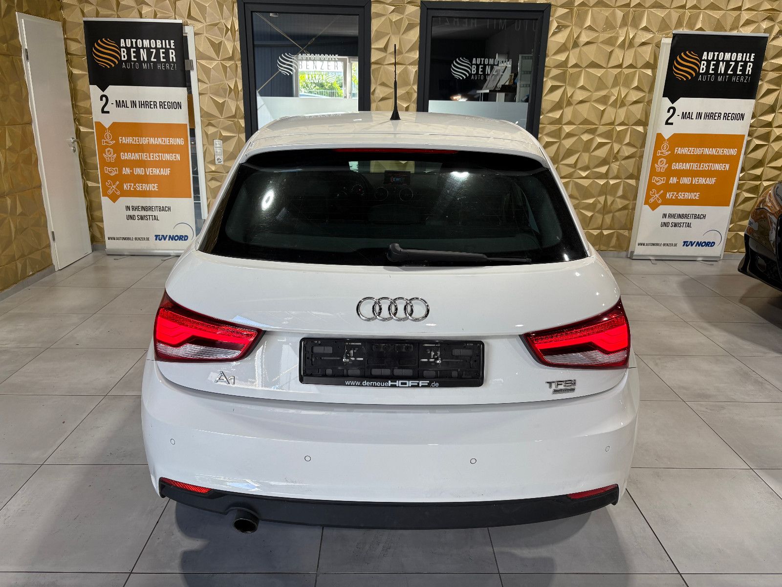 Fahrzeugabbildung Audi A1 Sportback design/S-TRONIC/PDC/NAVI/SHZ/KLIMA