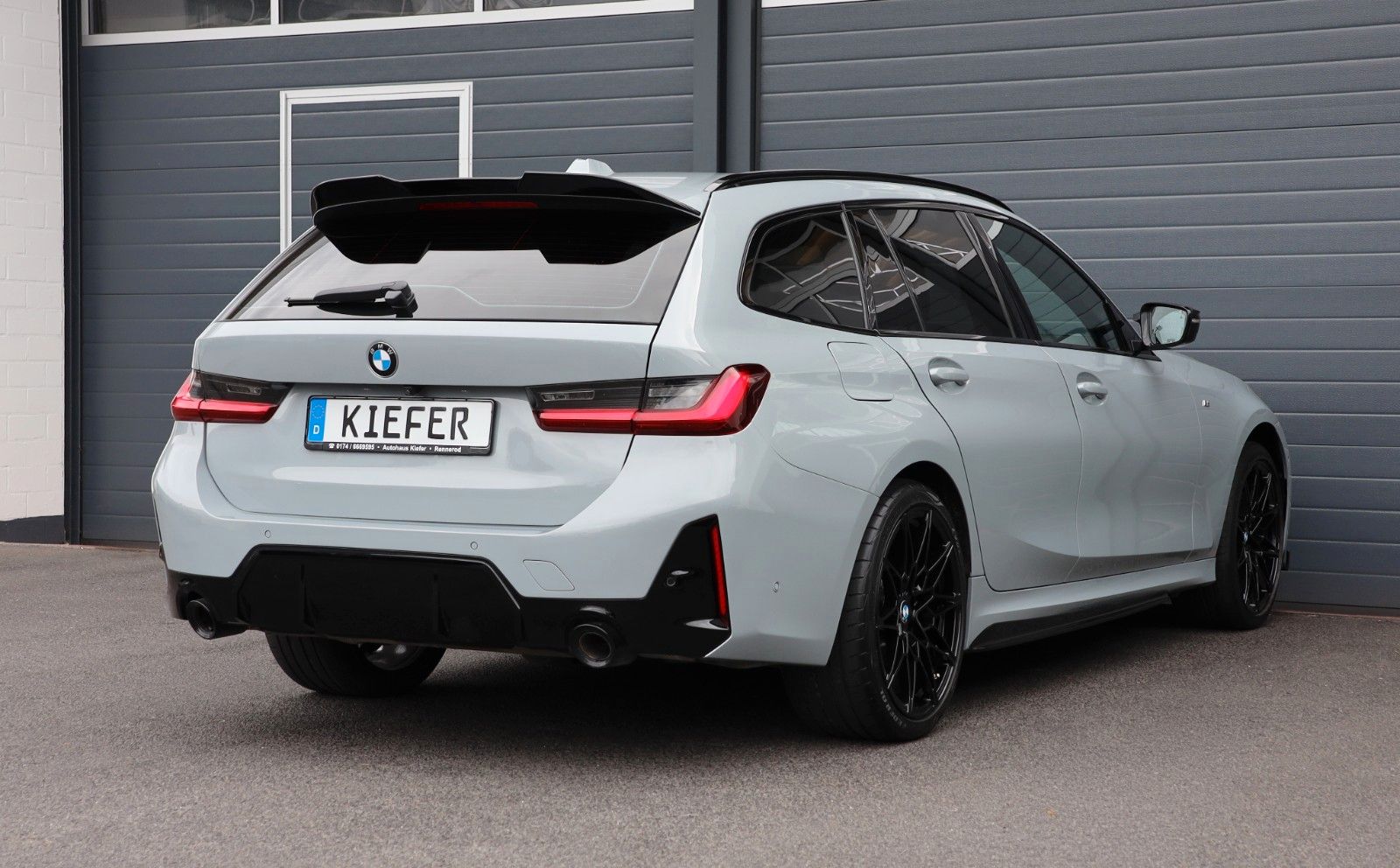 BMW 330e Touring xDrive M HUD 360° H&K SHZ TOTW R19 foto 8