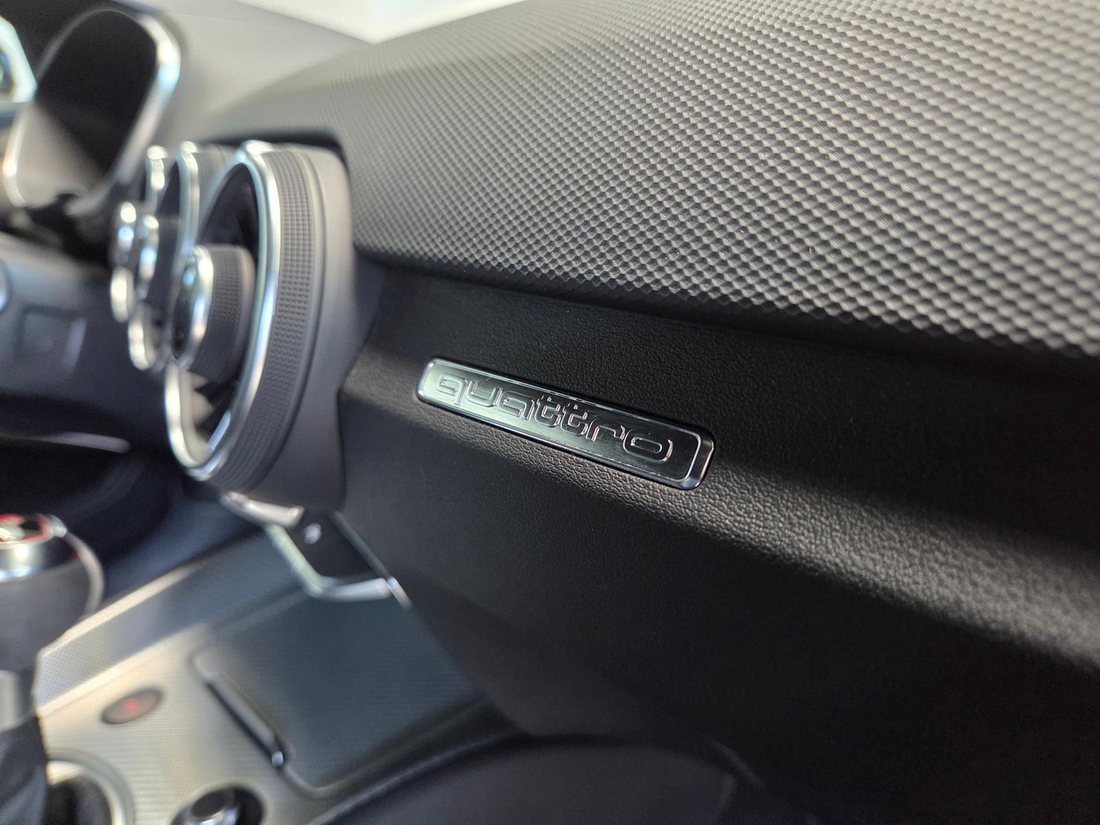 Audi TT RS/Bang-Olufsen/Rückfahrkamera/Sport-AGA/500€