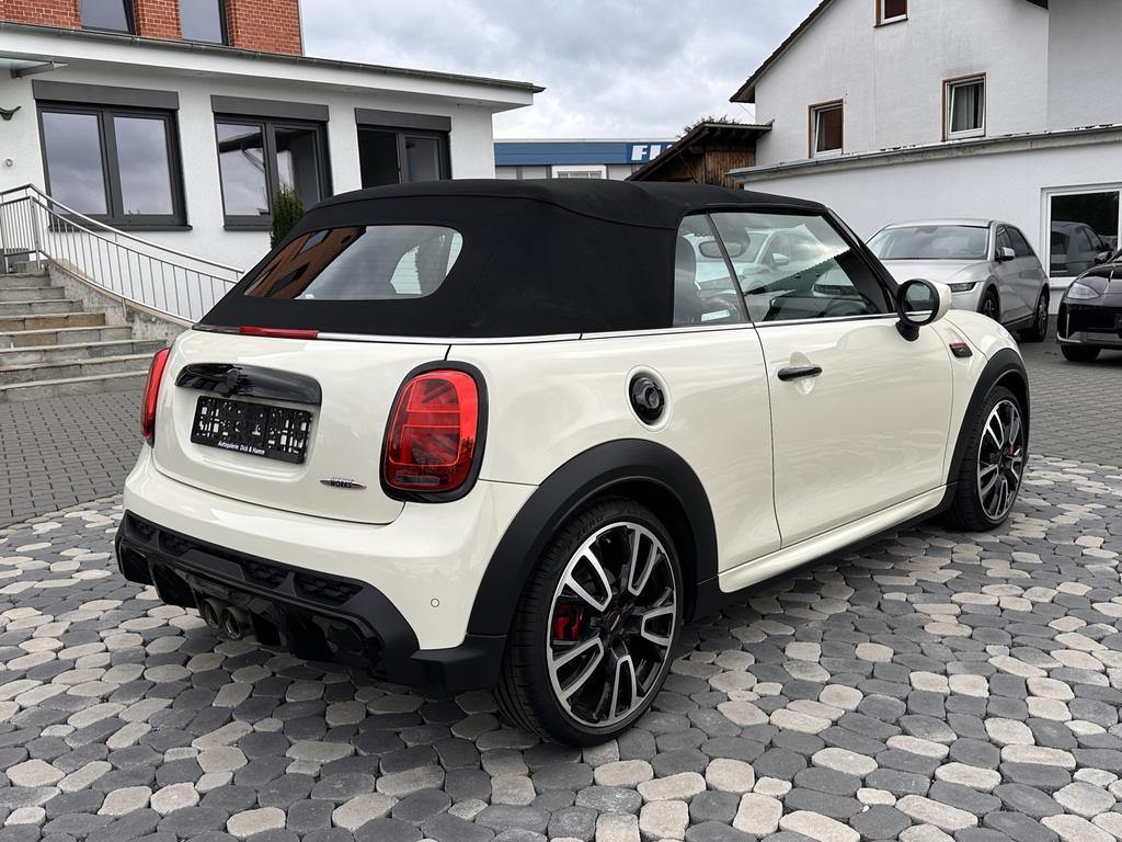 MINI John Cooper Works Cabrio