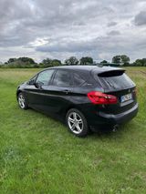 BMW xe (PHEV)  Sportline - Harman/Kardon - BMW 225 Active Tourer von privat