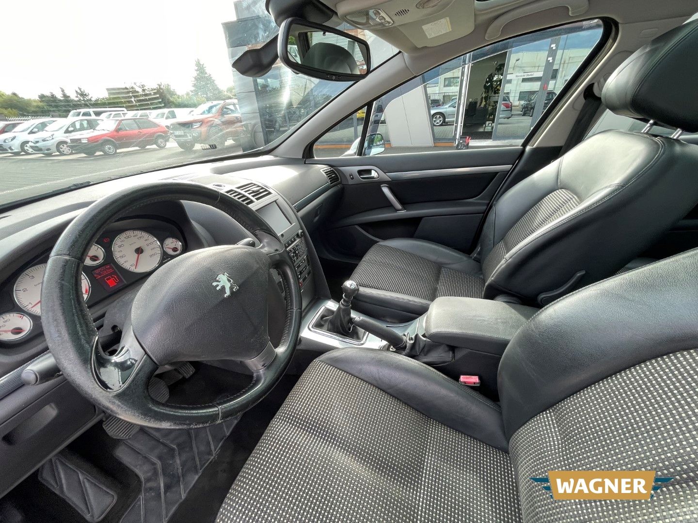 Fahrzeugabbildung Peugeot 407 SW Premium Klimaautomatik Servolenkung