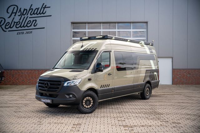 Mercedes-Benz Sprinter 319 CDI Monster Van STRIPED MONSTER