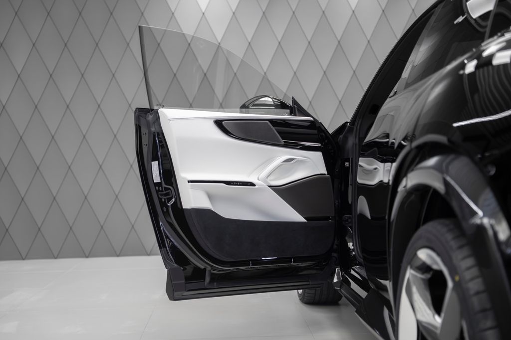 Purosangue BLACK/WHITE FULL CARBON PANORAMIC - Bild 12