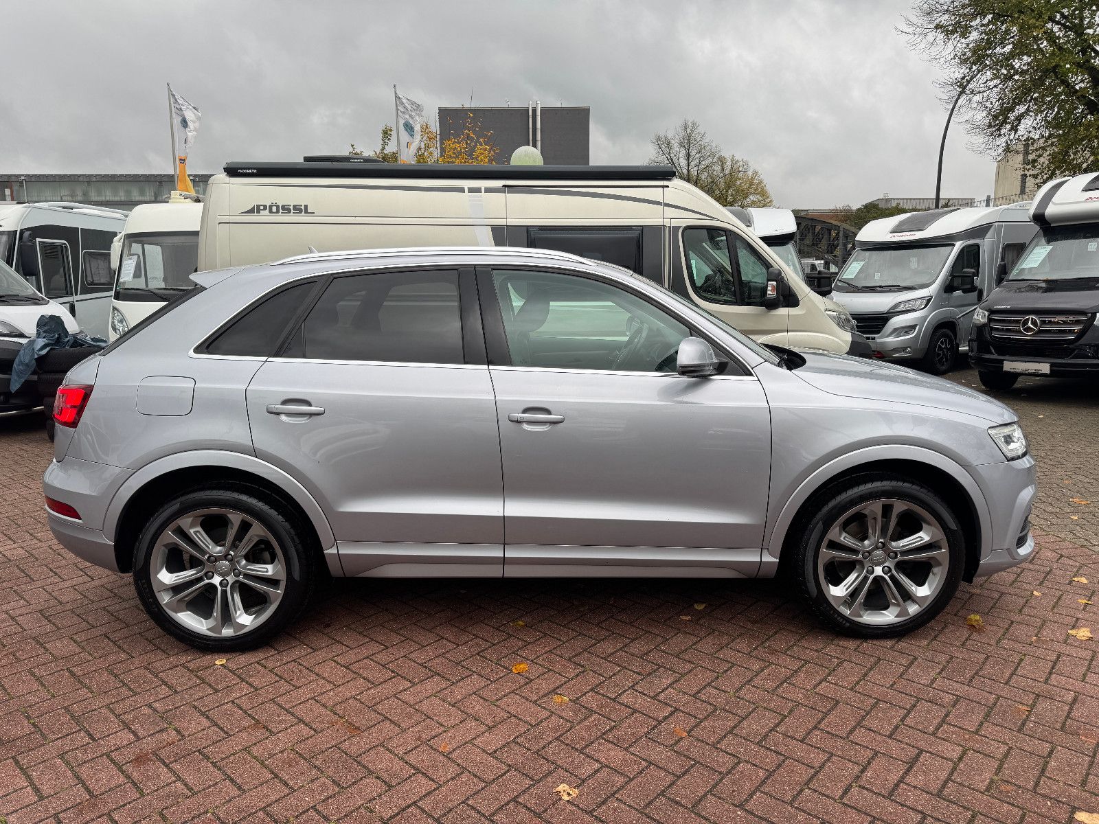 Fahrzeugabbildung Audi Q3 2.0 TDI QUATTRO S-TRONIC S-LINE SPORTPAKET