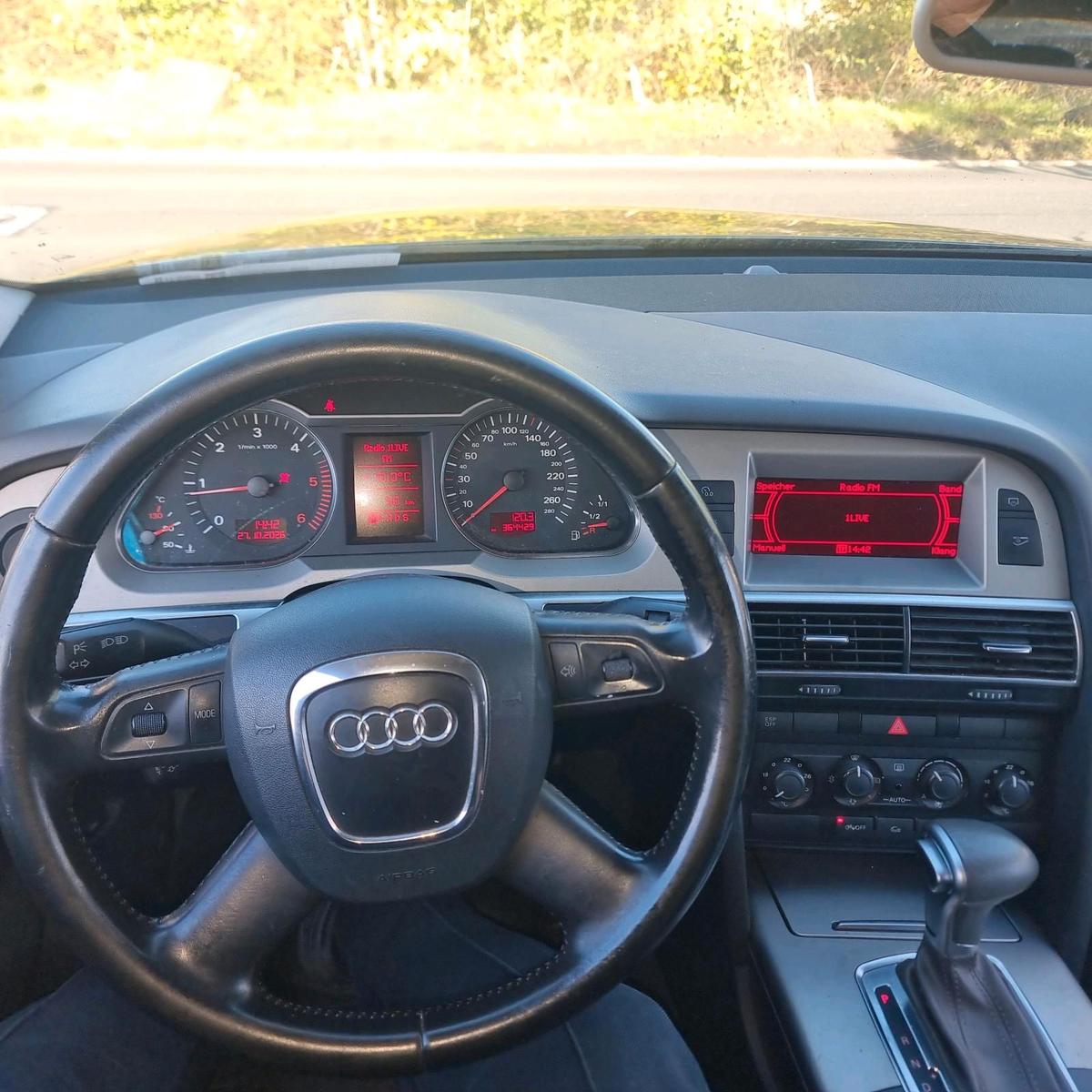 Audi A6 2006 — photo 11