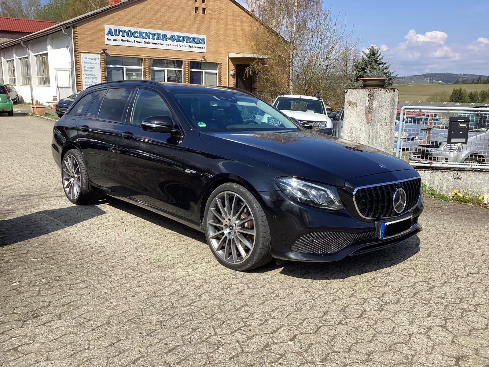 Mercedes-Benz E 400 T d Biturbo 4Matic AMG Pano Night Leder