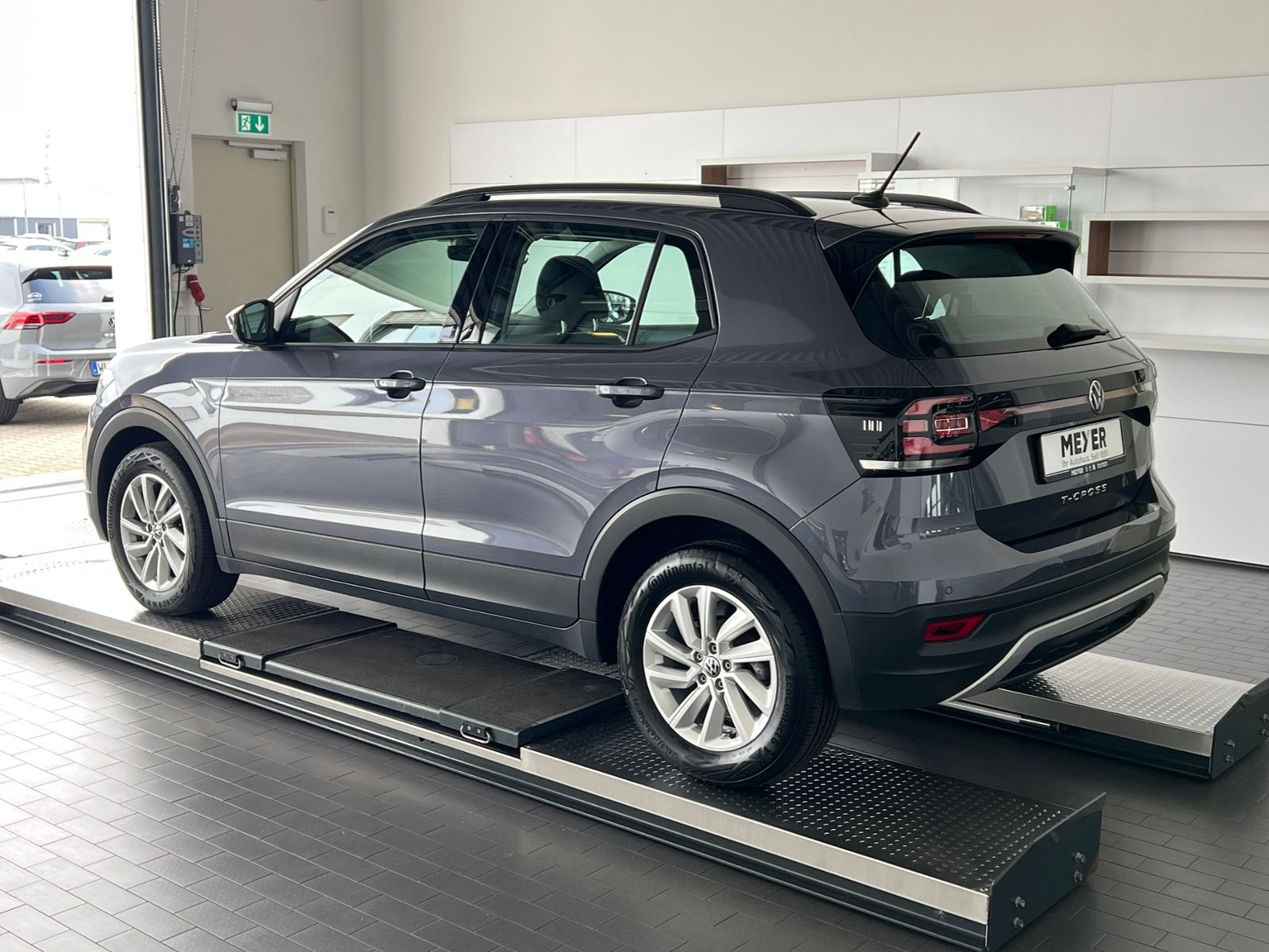 Fahrzeugabbildung Volkswagen T-Cross Life 1.0 TSI DSG *Climatronic, Sitzhzg.,