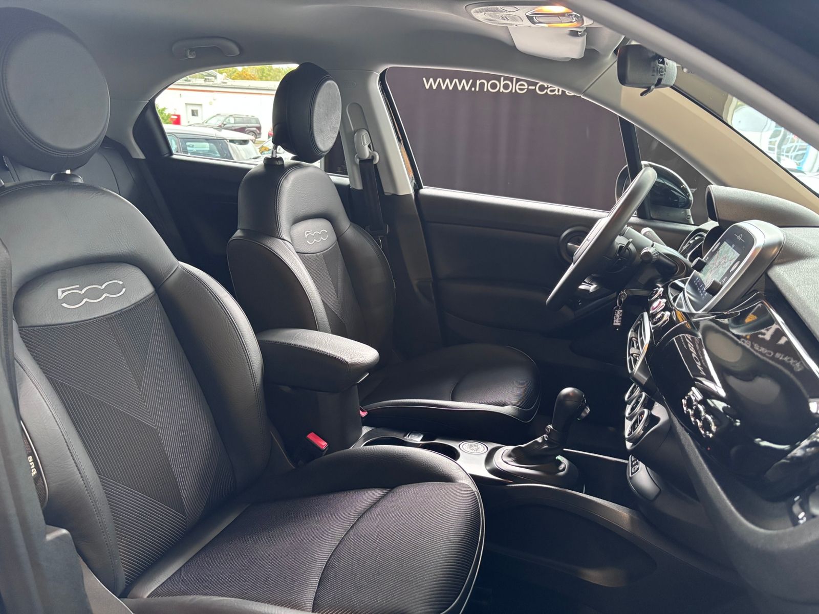 Fahrzeugabbildung Fiat 500X Cross 1.3 FireFly Turbo NAVI ALU