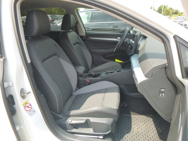 Fahrzeugabbildung Volkswagen Golf VIII 1.5 eTSI Goal >AUT/KAM/NAVI/LED<