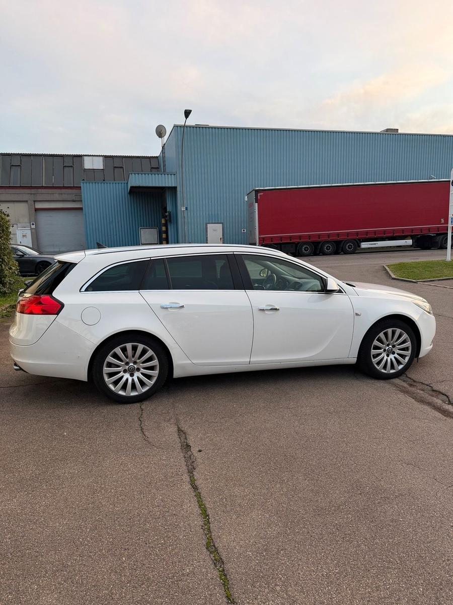 Opel Insignia 2009 — двигун 179 HP (132kW)