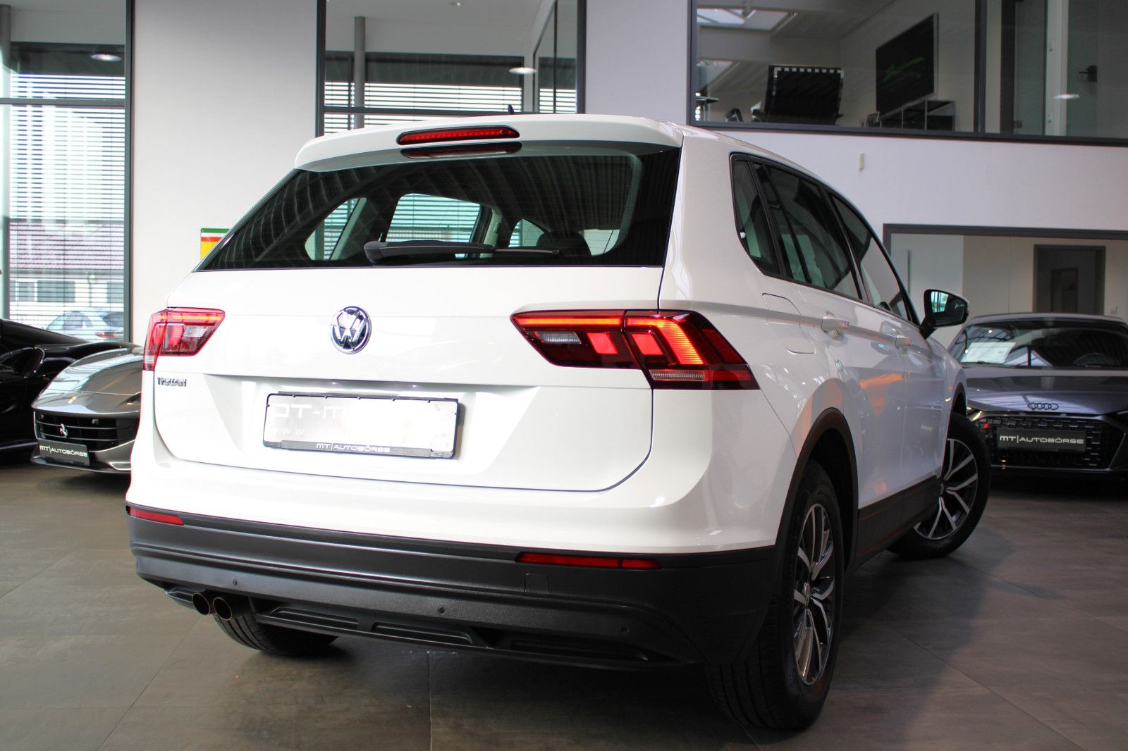 Volkswagen TIGUAN 1.5 TSI ACT + CARPLAY + 8-FACH + 1.HAND! foto 13