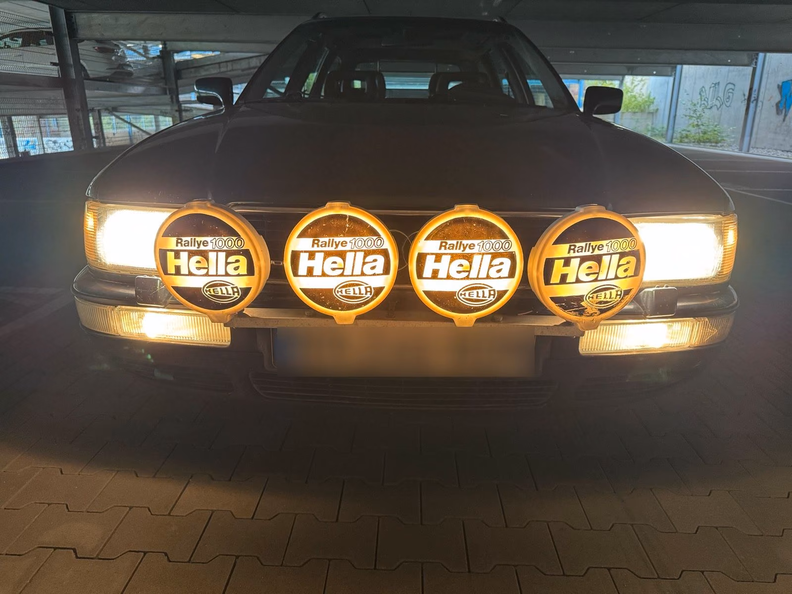 Audi 80