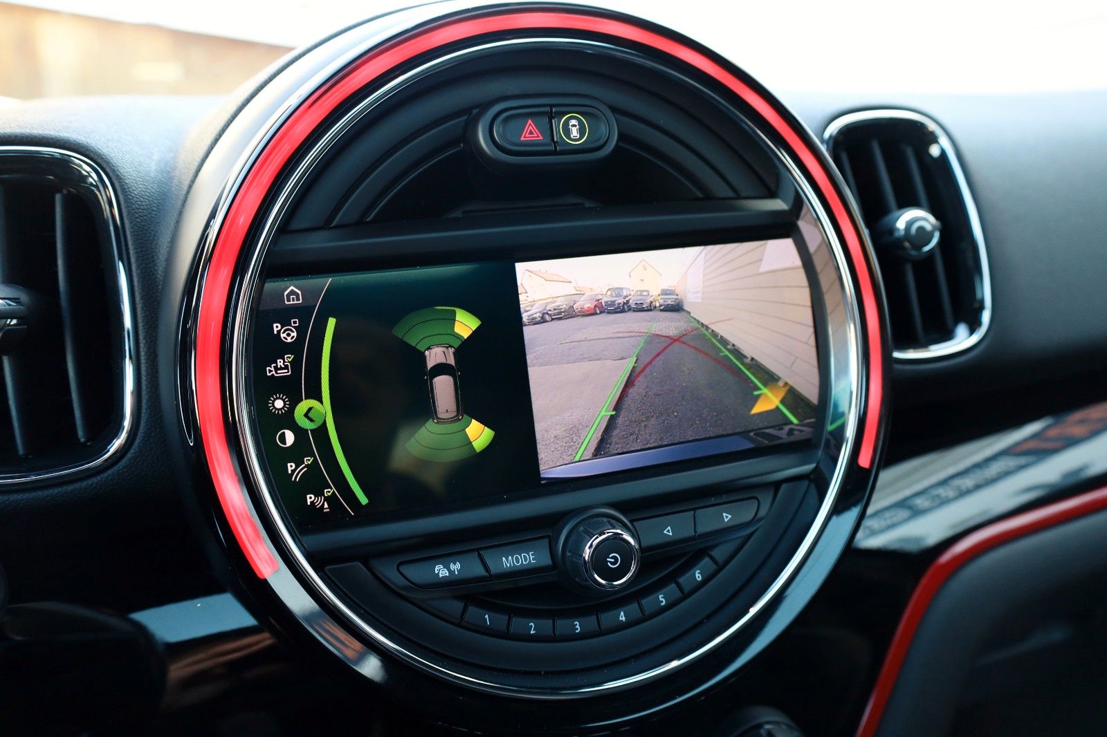 Fahrzeugabbildung MINI Countryman JCW Leder,Navi,LED,Panorama,HUD,SH