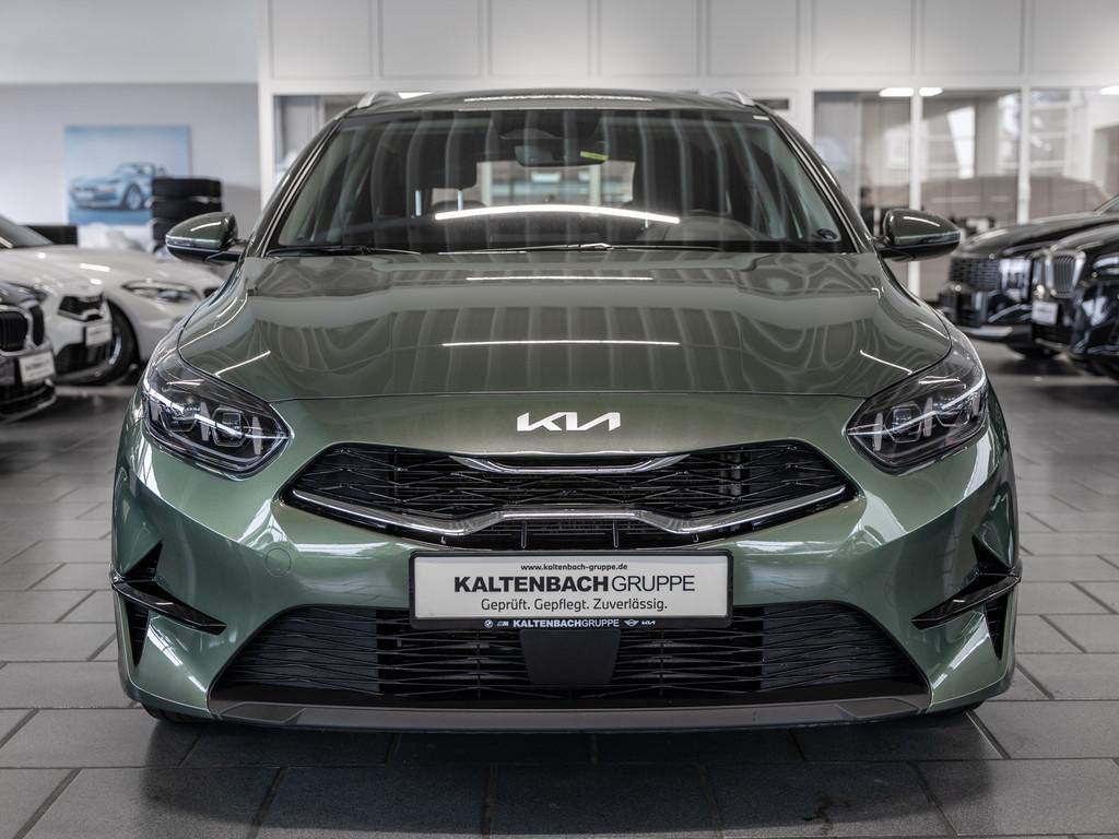 Kia Ceed SW 1.5 T-GDI DCT7 Spirit FACEL. LED ACC SHZ