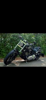 Harley-Davidson Breakout  - Motorräder in Nürnberg